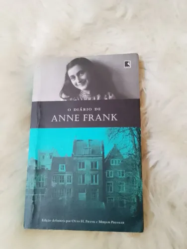Diário de Anne Frank - Edição Definitiva DESAPEGO