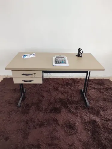 Mesa para Escritório Reta - Nova