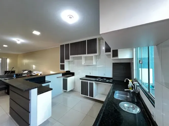 Casa a venda - bairro Ipê 3, Ponta Porã - Próxima à Faculdade de Medicina Pacífico