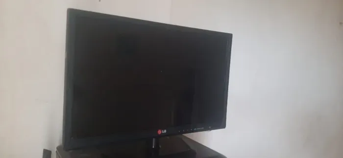 Monitor 22" - TV LG em LED Full HD