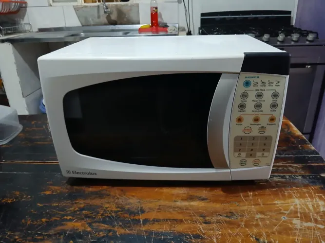 Microondas Electrolux 18 litros