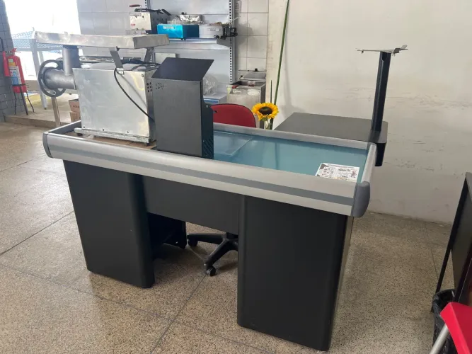 Caixa de Supermercado Novo
