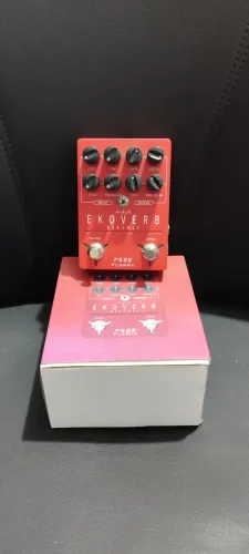 pedal para guitarra Flamma Ekoverb FS22