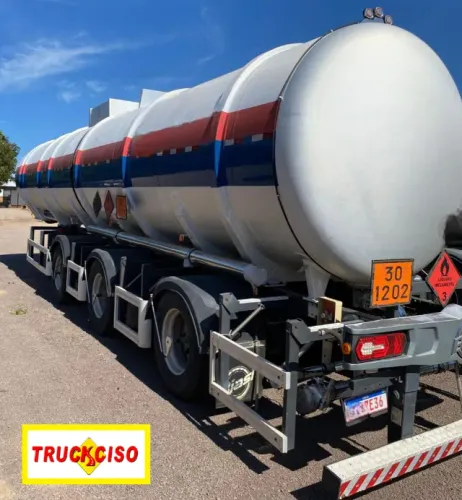 440. Vanderléia Tanque Três Eixos Alumínio Biasi Ano 2018