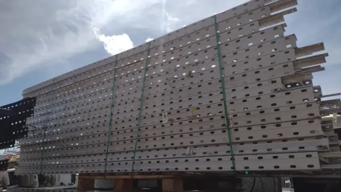 Porta Palete com 3 metros de altura com Longarinas de 2,3m largura. Ótimo Preço.