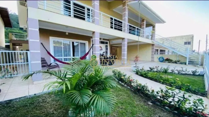 À venda | 340 m², Semi mobiliado, 3 quartos, sacada e 2 vagas de garagem - Governador Cels