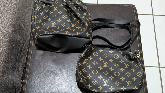 Kit 2 Bolsas Femininas Novas - Modelo Saco e Transversal - Sem Uso