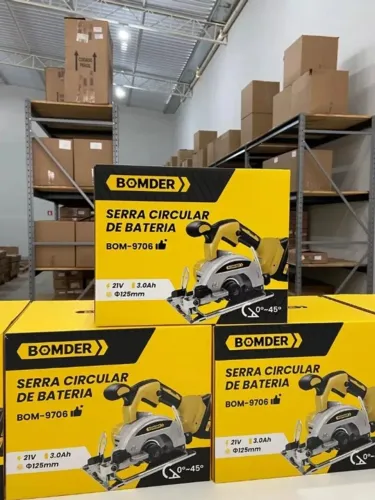 Serra Circular de Bateria BOMDER BOM-9706 - 21V, 125mm e Ajuste de Ângulo 0°-45°!