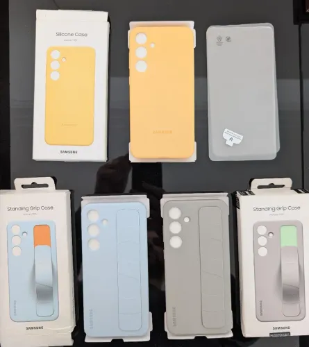 Capas Originais Samsung S24 Plus e S25 Plus - Grip Cover (250) e Silicone Cover (100) Cada