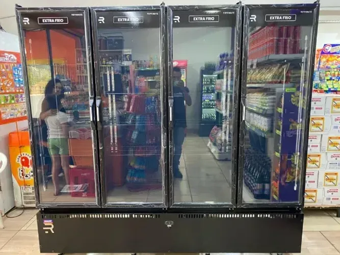 EXPOSITOR EXTRA FRIO 4 PORTAS