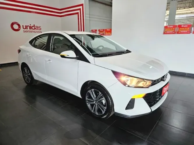 Hyundai HB20S Comfort Plus 1.0 TB Flex 12V AUT 2024