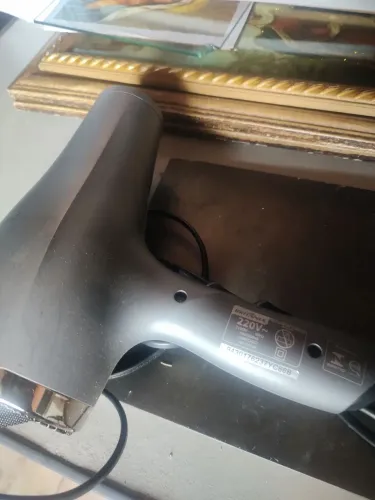 Secador de cabelo Britânia SP 2100 semi novo 220 v