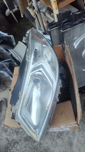 Farol Onix Prisma 2013/2014/2015 lado esquerdo motorista original GM Chevrolet