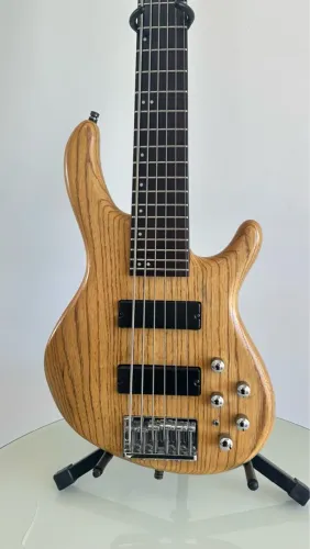Contra Baixo Cort Action Dlx 6 Ativo e passivo 