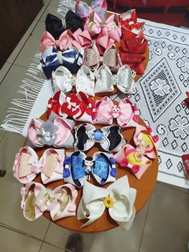 Laços e tiaras 
