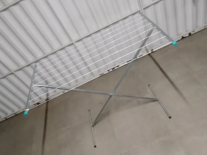 Varal de Chão tipo X Retrátil 8 cordas- Ideal para Seu Espaço