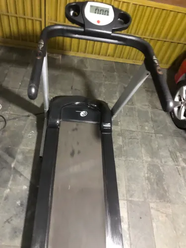 Esteira profissional EMBREEX 554 