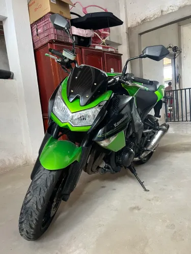Kawasaki z1000