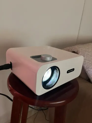 Projetor Blitzwolf BW-V5 em excelente funcionamento 