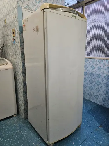 Geladeira Consul Frost Free 337 Litros<br>Branca - CRB39MB
