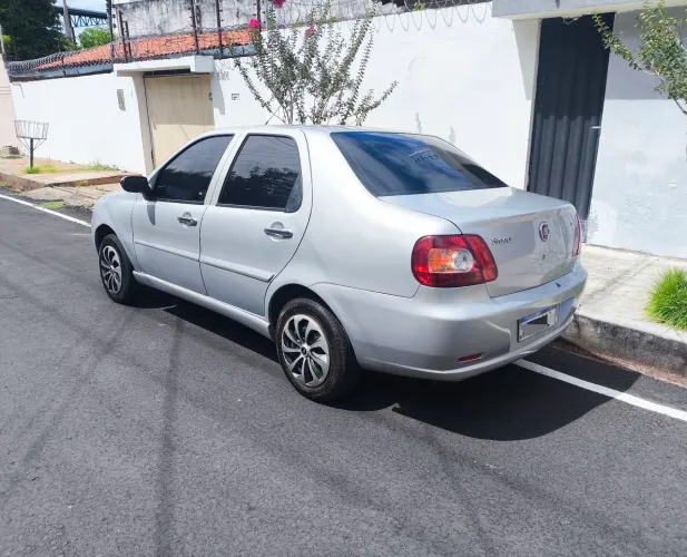 Fiat Siena 1.0/ EX 1.0 MPI Fire/ Fire Flex 8V 2009