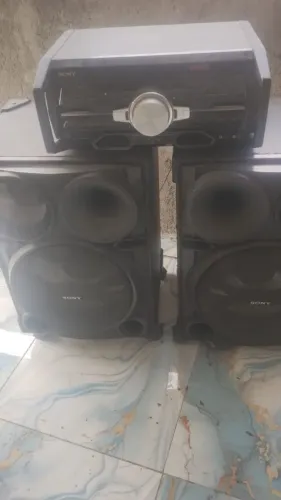 som Sony SH2000