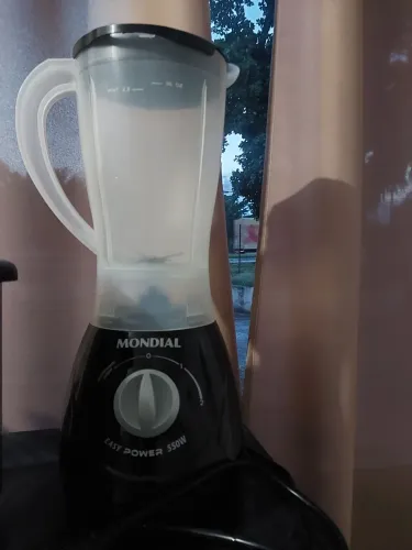 Liquidificador mondial