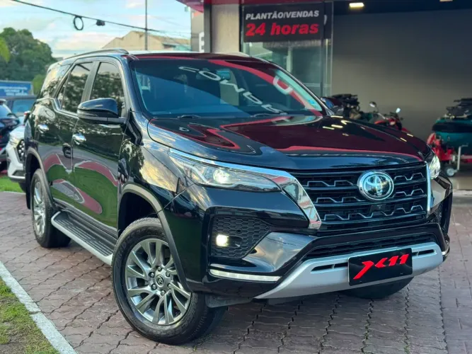 Toyota Hilux SW4 SRX 4X4 2.8 TDI 16V Dies. Aut. 2021