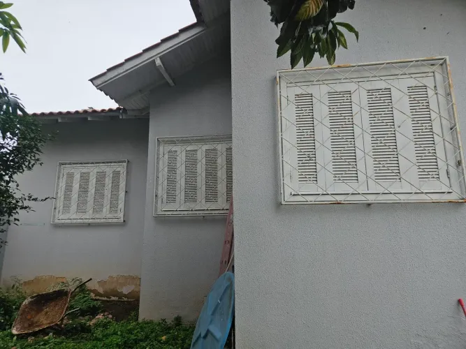 Casa para retirar do local!