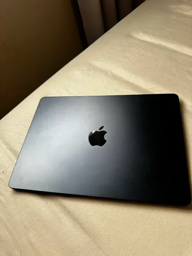 MacBook Air M4 13,6? 256GB SSD - Impecável, na Caixa