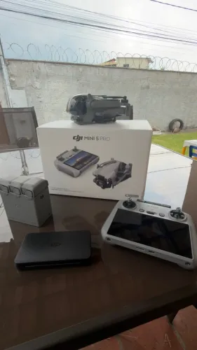 Dji mini 5 pro combo plus bateria 52min