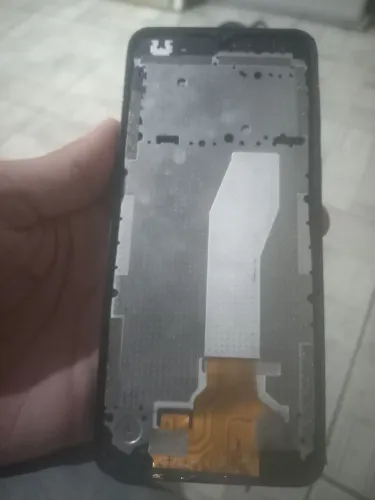 Moto e13 quebrado para retirada de peças