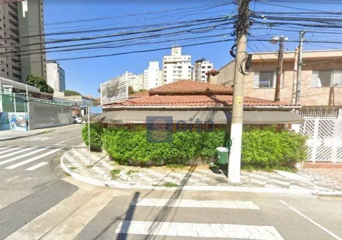 Casa Comercial na Água Branca 300m² de Potencial em Localização Estratégica Apresentamos