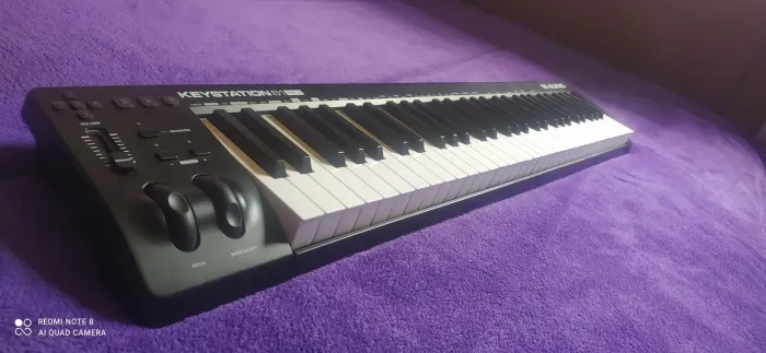 Controlador midi M -AUDIO keystation 61MK3