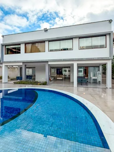 Casa Alto Padrão Exclusiva Condomínio Aldebaram com 4 Suítes 425 m²