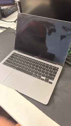 MacBook Air M1 - 8gb/128gb