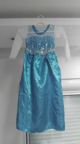  Vestido Fantasia Elsa (Frozen) - Tamanho M (4 a 5 anos) ?100 reais 