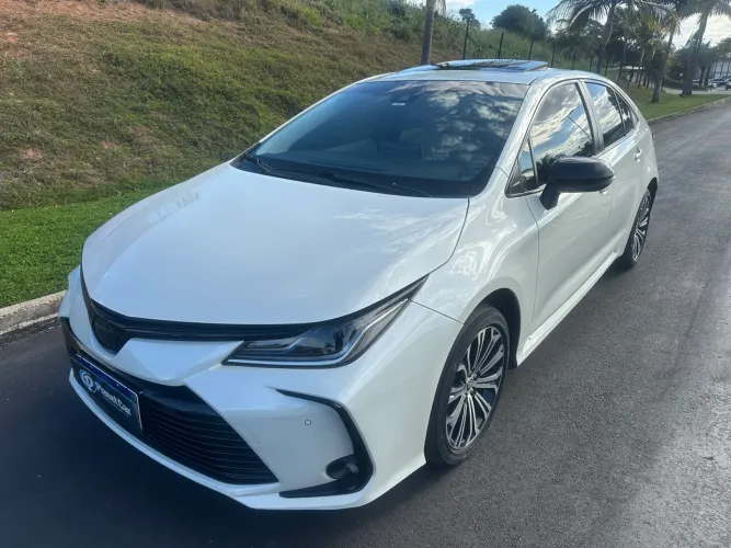 Toyota Corolla Altis Prem. Hybrid 1.8 Flex AUT 2020