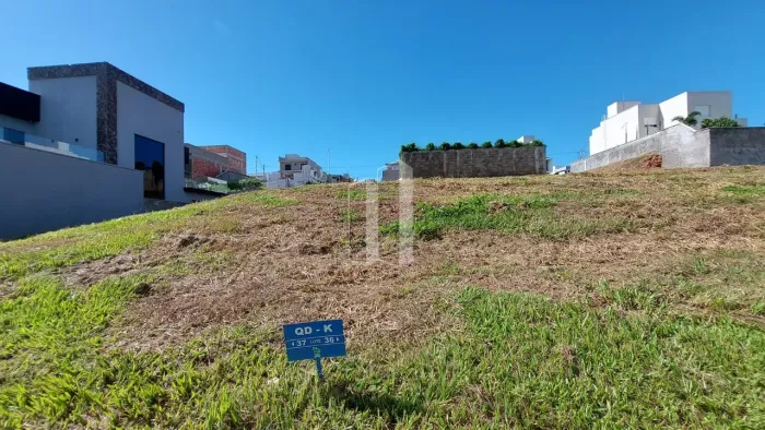 Condomínio Horizontal em Jardins Porto - Senador Canedo, GO