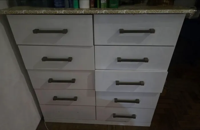 Kit quarto casal (Criado mudo + comoda)