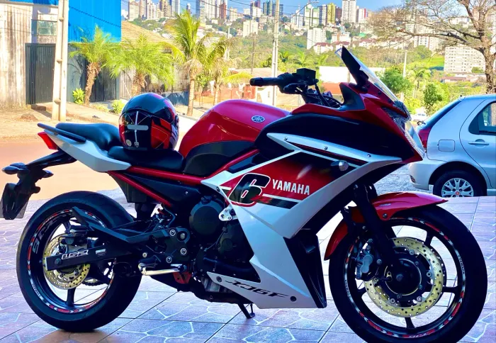 Yamaha XJ6 F 2016