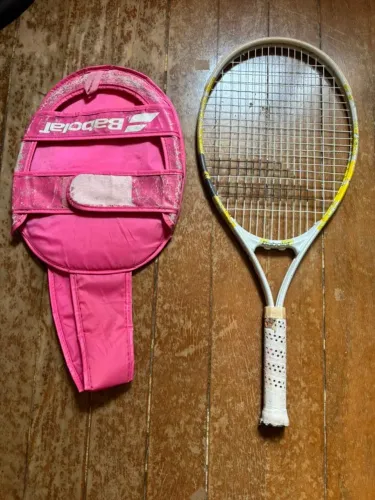 raquete de tenis Babolat B fly (infantil )25, com bag, sem defeitos.