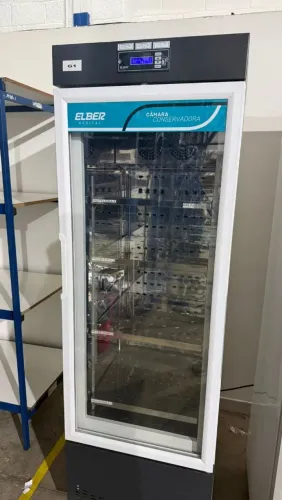 Câmara conservadora ELBER 700 lt