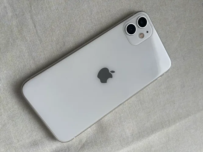 VENDO IPHONE 11