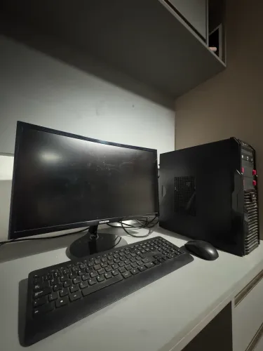 COMPUTADOR COMPLETO COM TELA CURVA