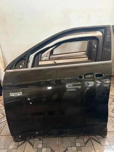 PORTA DIANTEIRA ESQUERDA FIAT TORO