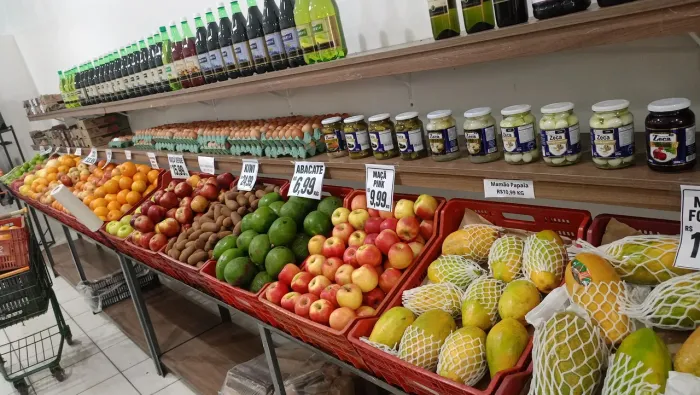 Vendo Hortifruti Completo e Montado