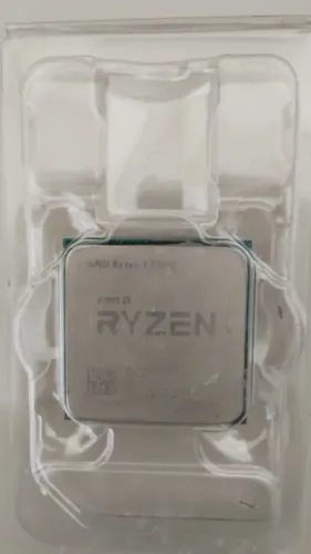 Processador Amd Ryzen 3 3200G Com Placa De Vídeo Integrada Radeon Vega 8