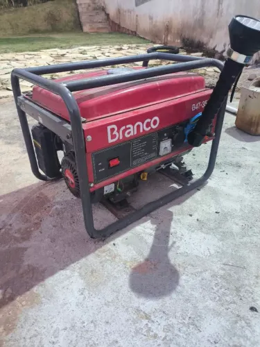 Gerador de energia 110/220