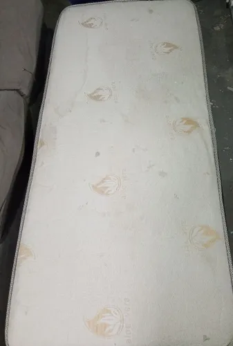 Vendo sofá, base box e cabeceira 